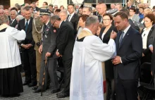 Od wyborów Andrzej Duda ma więcej zdjęć ze mszy niż z państwowych uroczystości