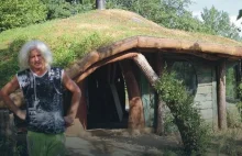 Polak zbudował domek Hobbita