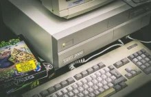 Komputerowe wykopaliska: Amiga 2000