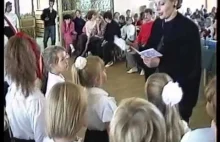 Ślubowanie klas pierwszych w Szkole Podstawowej w Lubieniu Kujawskim, rok 1992
