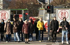 Gra w czerwone, czyli jak uprzyjemnić oczekiwanie na zielone światło