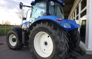 Skradziony ciągnik New Holland TS135A oraz rozsiewacz Kverneland -wysoka nagroda