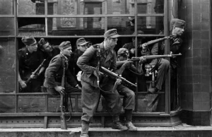 Powstanie Warszawskie na niemieckich fotografiach [galeria