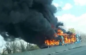 Senegalczyk we Włoszech podpalił autobus pełen dzieci.