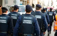 Grecy mają dość imigrantów! Policja nie radzi sobie z protestującymi.