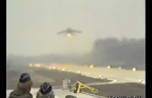 F-16 startuje z DOLu