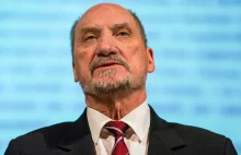 ''Przyjmowano oficerów bez doświadczenia''. Jak Macierewicz tworzył służby