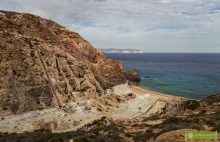 Paliorema i opuszczona kopalnia siarki na cykladzkiej wyspie Milos