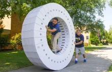These Two Nerds Made An iWheel From 36 iMac Boxes