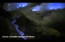 Glowing blue lava filmed on Indonesian volcano