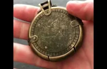 Steampunkowa pamięć USB z mechanicznym zamkiem szyfrowym