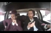 Żydzi w samochodzie... i brak uwagi na drodze