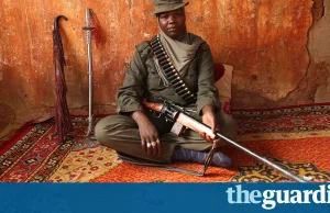 Aisha, dawna pogromczyni antylop, poluje teraz na Boko Haram