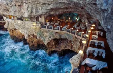 Restauracja wybudowana wewnątrz jaskini