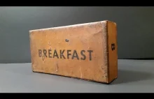 70-cio letnia wojskowa racja śniadaniowa MRE z okresu II Wojny Światowej