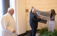 Papież Franciszek uznaje teorię Wielkiego Wybuchu oraz teorię ewolucji