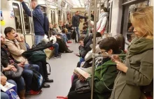 Ludzie z Zachodu zszokowani zdjęciem z warszawskiego metra