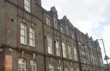 Londyńska muzułmańska szkoła ma podręcznik, promujący kamienowanie