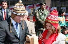 Atakują, a sami latali. Tylko podróż Tuska do Peru kosztowała podatnika...