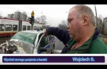 Pan Wojciech S. uratował pacjenta karetki po wypadku na Banacha w dniu...
