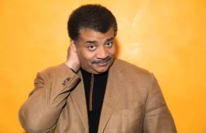 Neil deGrasse Tyson w wielkim stylu odpowiedział na zarzuty o napastowanie.