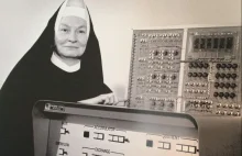 Pierwsza kobieta z doktoratem z informatyki w USA była... zakonnicą