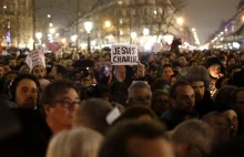 AFP: 100 tys. ludzi na ulicach Francji po zamachu na "Charlie Hebdo"
