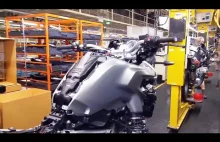 Jak montować motocykle na liniach BMW...