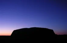 Uluru o świcie