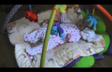 3 months old baby singing MGMT - The Youth (niemowlę śpiewa i tańczy do...