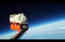 Pociąg zabawka w kosmosie