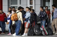 Polska MUSI przyjąć 10 tys imigrantów, bez prawa WETA