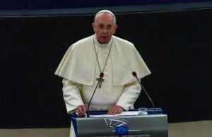 Papież Franciszek niepokoi się brakiem reakcji na zmiany klimatyczne