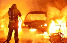 Szwecja: kolejna fala podpaleń samochodów