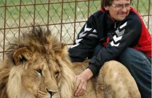 Czech zginął po ataku lwa, który mieszkał na jego podwórku