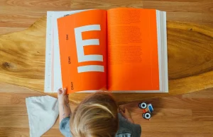 Naukowcy: dzieci, którym się czyta, słyszą więcej słów