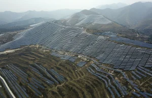 Chiny są światowym liderem energii węglowej i odnawialnej