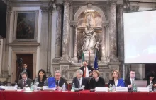 Komisja Wenecka oskarża o wywołanie kryzysu zarówno PiS, jak i PO oraz PSL