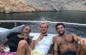 Avicii pił na jachcie dzień przed śmiercią w towarzystwie nieznanych mężczyzn.