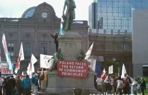 TV Trwam znów protestuje w Brukseli! Skandują "Do Polski powróciła komuna!"