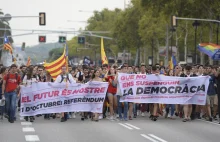 Protesty w Barcelonie. Coraz więcej policji