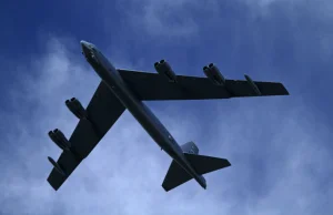 USA miały w bazie Ain al Asad zbudować infrastrukturę dla bombowców B-52