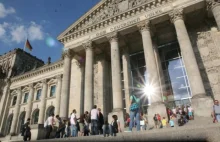 Kryzys: Berlińscy policjanci sami mają sobie kupić kamizelki kuloodporne