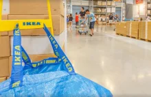 IKEA. Kultowa torba FRAKTA odchodzi do lamusa.