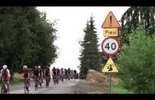 Szymon Godziek robi backflipa nad peletonem Tour de Pologne
