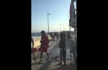 Troje pijanych osób zaatakowało ratownika na plaży
