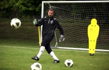 Jerzy Dudek kończy karierę. " Wiele się przy Ikerze nauczyłem"