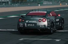 Zdalnie sterowany Nissan GT-R na torze Silverstone - Speed Zone