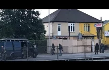 To tu mieszkali terroryści. Nalot Policji we wschodnim Londynie na miesz...