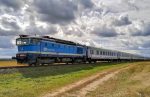 EX „Jantar” – historia kultowego pociągu › KOLEO